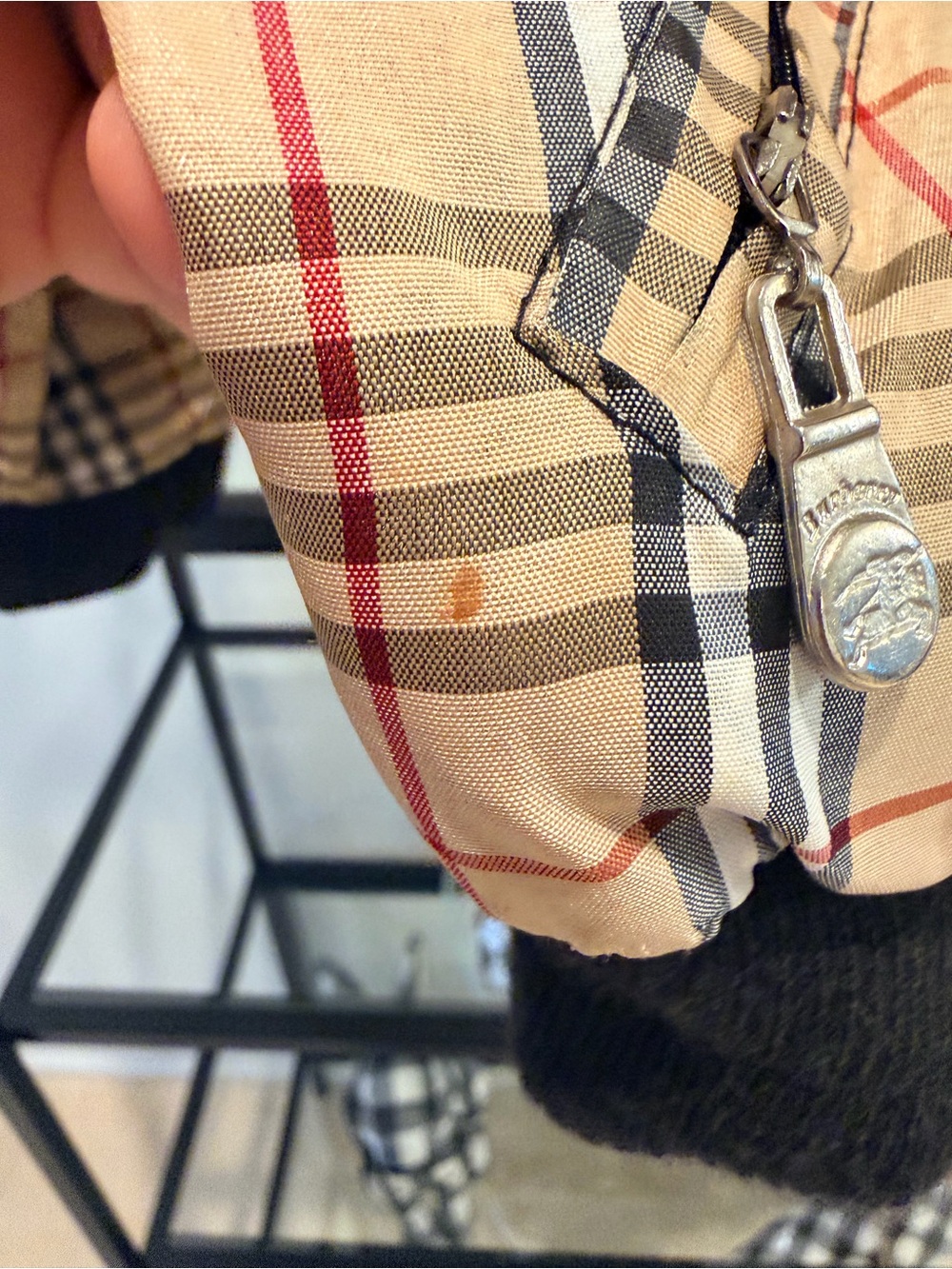 Burberry Beige Nova Check Jacket with Black Trim and Red Logo - Picture 5 of 7